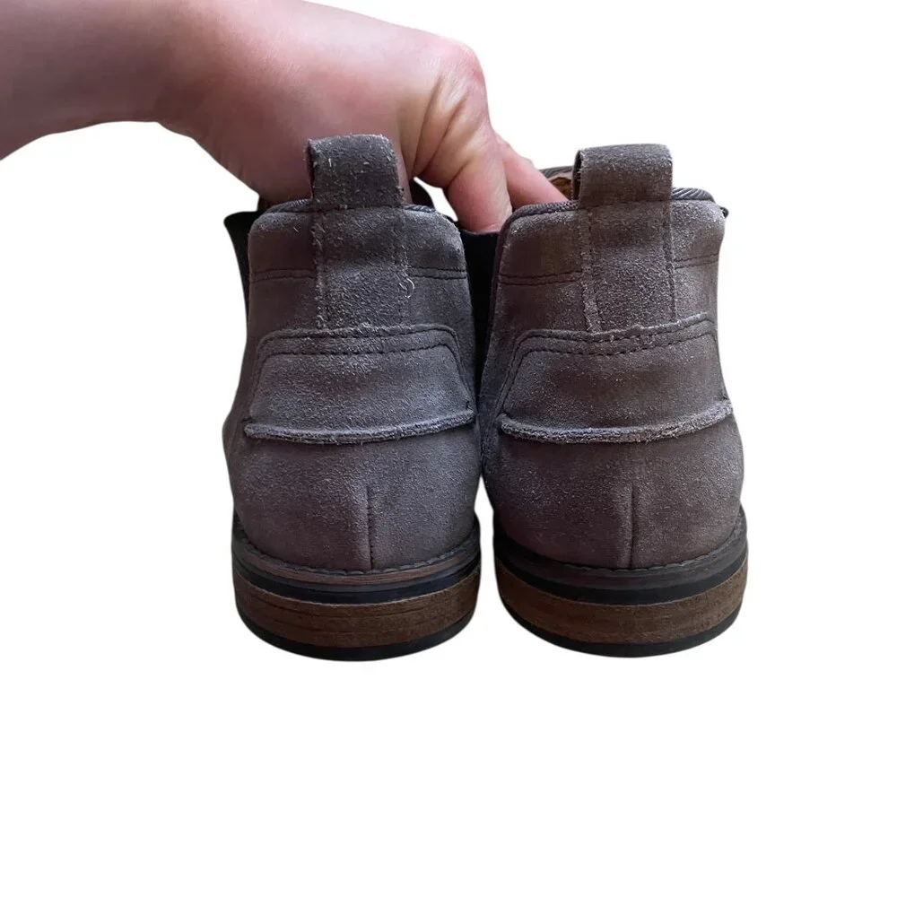 Men`s Suede Chelsea Boots Gray Ankle Hanson Slip on Size 11 by Joseph Abboud‎